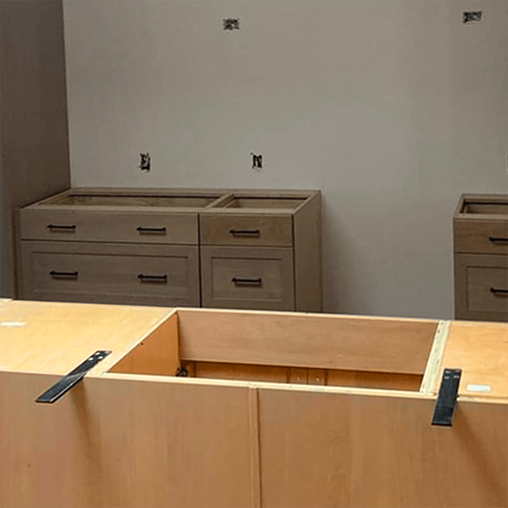 CarbonBar™ Knee Wall Bracket CarbonBar