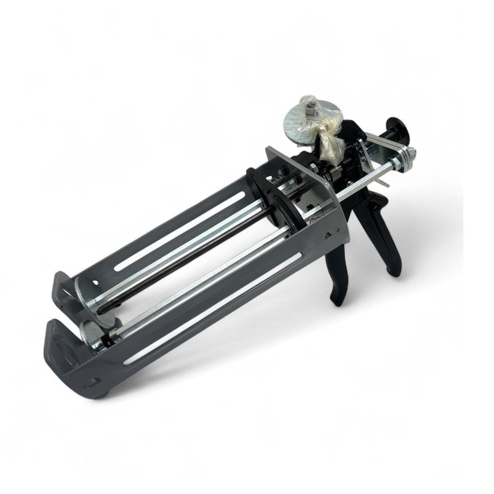 Nordson 7661020 Manual Dispenser for 1200ml 1:1 and 900ml 2:1 ratio 600 x 600 and 600 x 300 2-part cartridges, compatible with Ratio-Pak snap-together cartridges Nordson Ratio-Pak